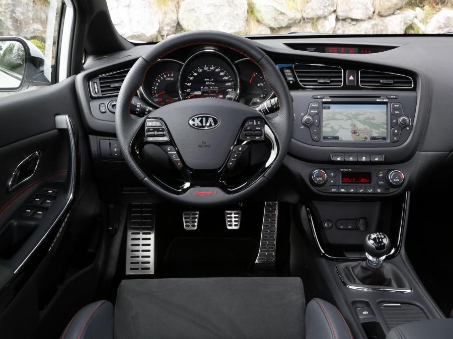  Kia cee&rsquo;d GT 2013 года  (UK) (фото 6 из 18)